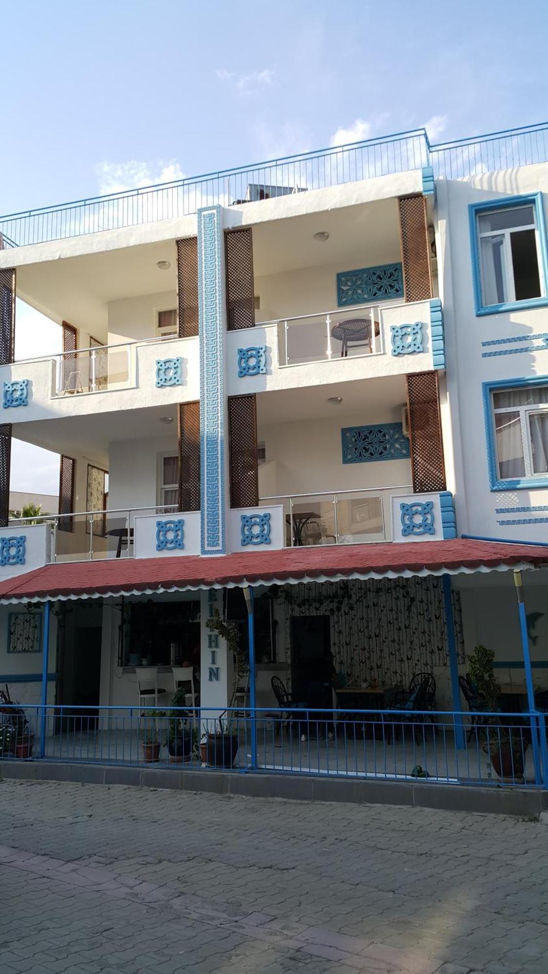Delphin Hotel Side Exterior photo