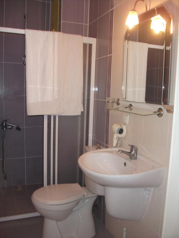 Delphin Hotel Side Room photo