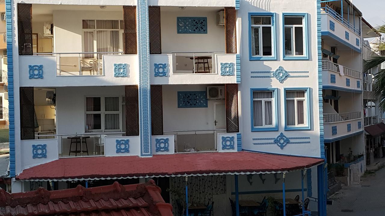 Delphin Hotel Side Exterior photo